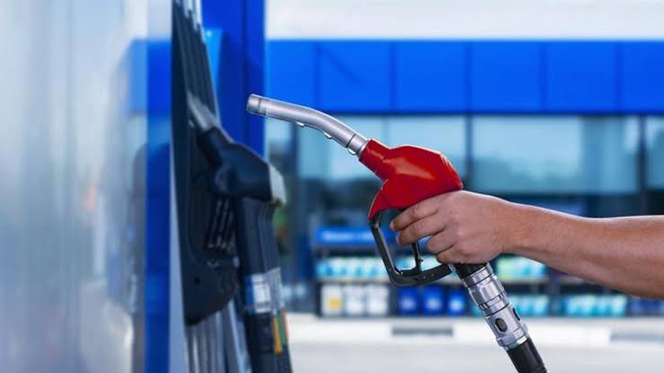 ABD ve İran arasında tırmanan gerilimin petrol fiyatlarını tırmandırması, iç