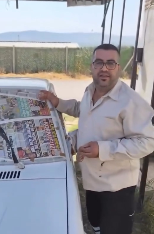 Kahramanmaraş'ta yaşayan Mustafa Özdemir, 1993 model Şahin marka otomobilini boyatmak