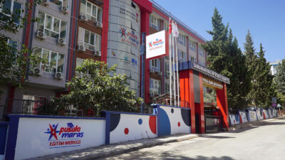 Büyükşehir Belediyesinin, lise ve üniversiteye hazırlanan gençlere ücretsiz olarak sınavlara