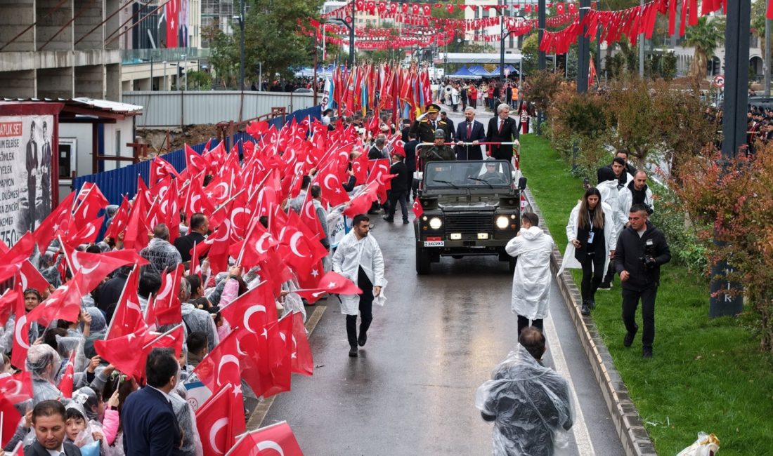 29 Ekim Cumhuriyet Bayramı’nın 103’üncü yıl dönümü dolayısıyla düzenlenen kutlamalar,