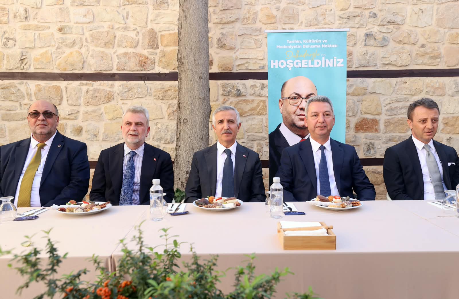 Dulkadiroğlu’nda Kültür ve Sanata Yeni Bir Soluk: Avlu1890 Görkemli Törenle Açıldı 3 42929385 5217 4438 9009 e77e2ee95f63