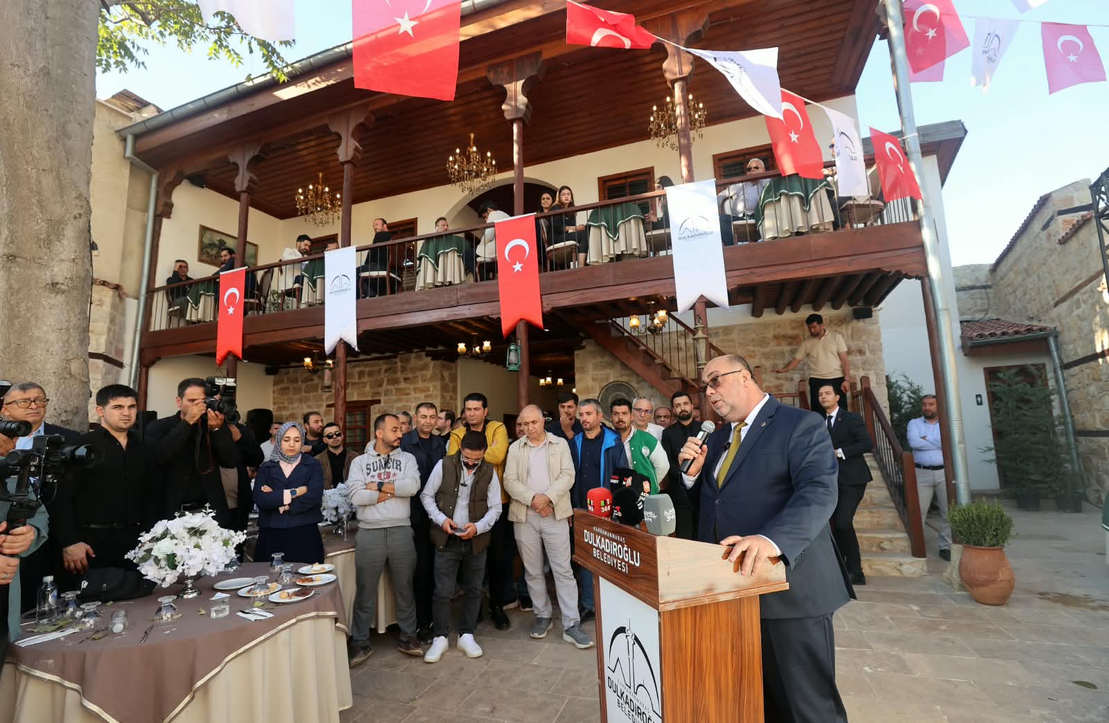 Dulkadiroğlu’nda Kültür ve Sanata Yeni Bir Soluk: Avlu1890 Görkemli Törenle Açıldı 2 6366c11f 8e23 454d 9b8e fb1f173c80cc