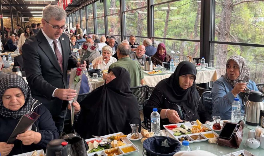 1 Ekim Dünya Yaşlılar Günü dolayısıyla Kahramanmaraş Büyükşehir Belediyesi tarafından