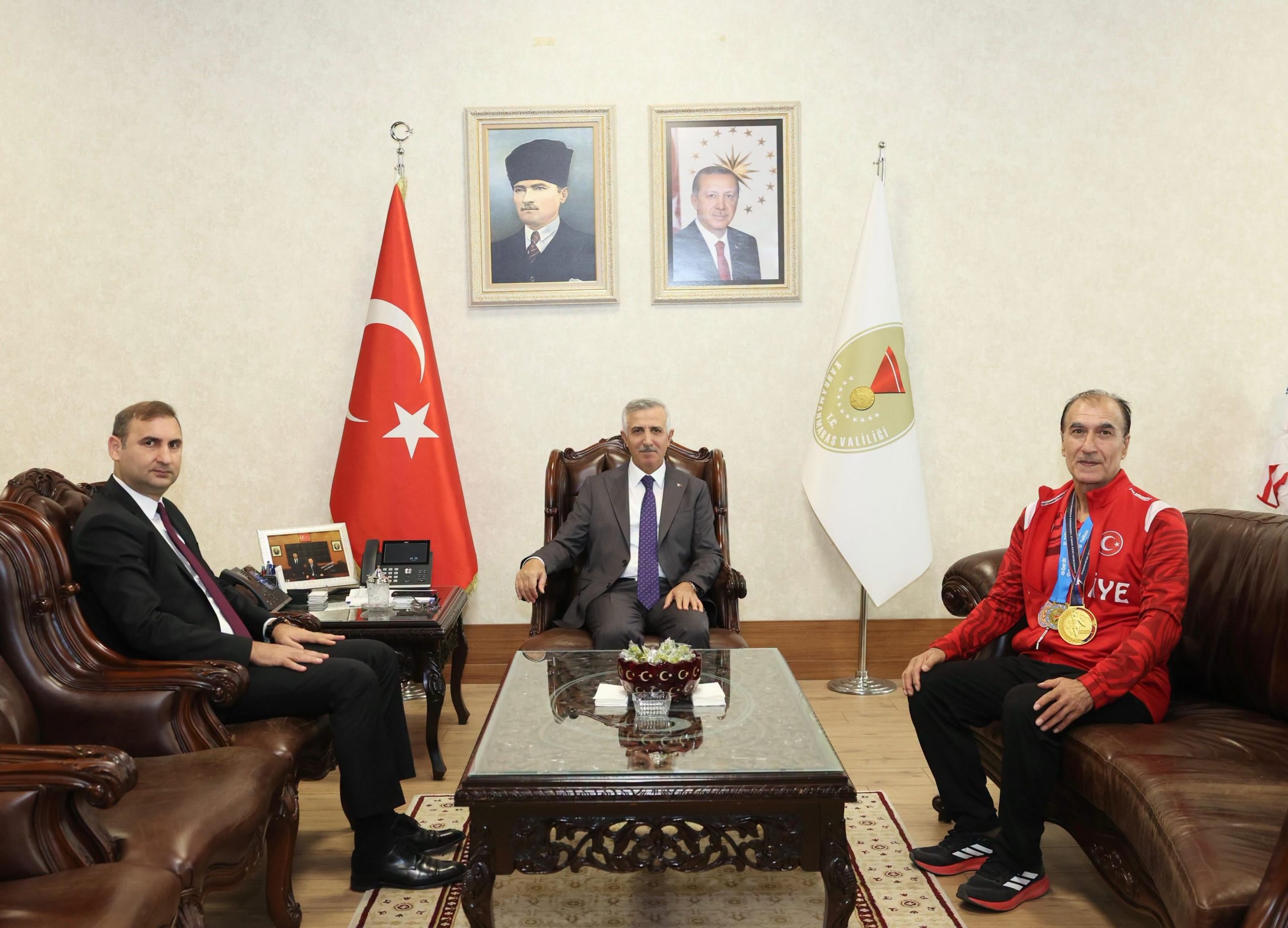 Kahramanmaraşlı 60’lık Dede Dünya Şampiyonu Oldu! 2 834903651 1796540388151720 8807194404775588425 n scaled