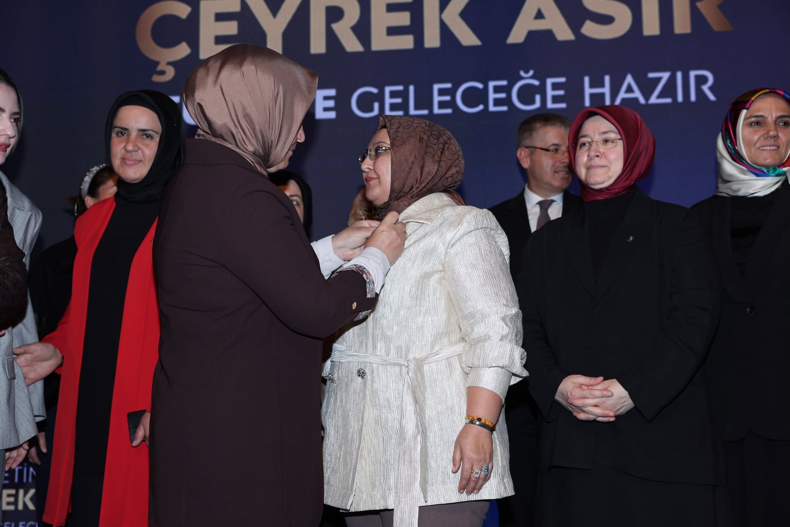 Kahramanmaraş’ta dengeleri değiştiren katılım! 24 meclis üyesi AK Parti’de! 5 838041842 18495077206098238 3121650087806310536 n scaled