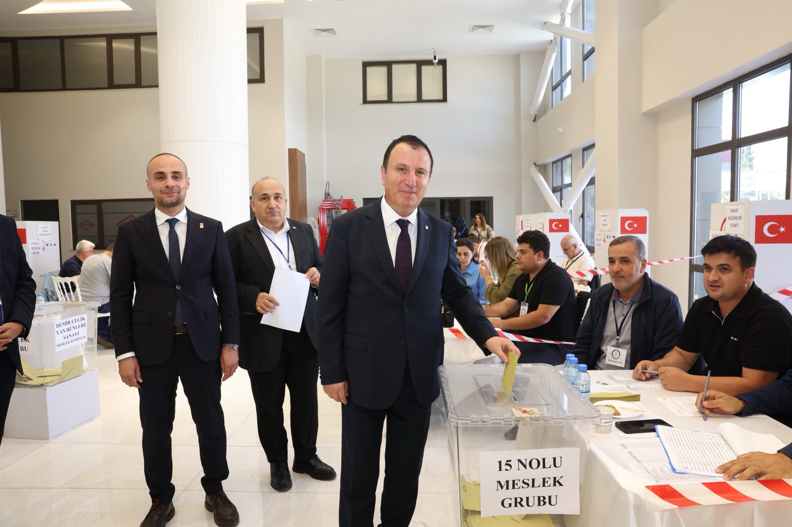 Mustafa Buluntu’dan Kahramanmaraş’a Hizmet Mesajı: “Güveninizle Güçlendik” 1 842308379 18269169703306578 8263548687011316716 n