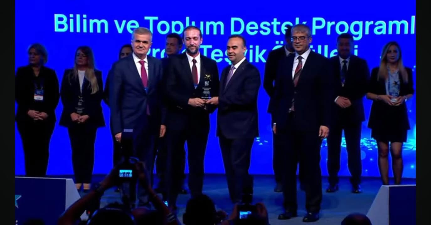 Kahramanmaraş İl Milli Eğitim Müdürlüğü’nün yürüttüğü “Kahraman Şehir Bilimle Şenleniyor