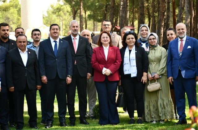 Anahtar Parti Dulkadiroğlu İlçe Başkanlığının düzenlediği Muhtarlar Buluşması’nda Kahramanmaraş’ın altyapı,