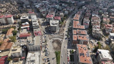 Büyükşehir Belediyesi, şehir merkezinin önemli ulaşım noktalarından Müftülük Meydanı Kavşağı’nda