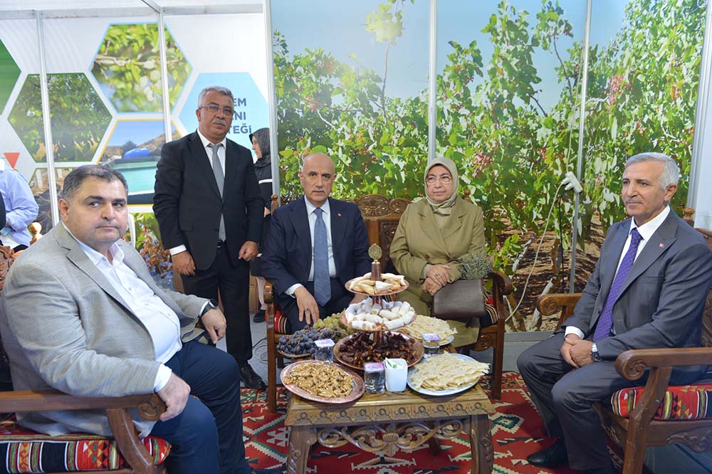 Tarim Fuari Açilişi11