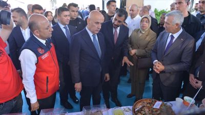 Kahramanmaraş’ta 10. Tarım, Hayvancılık ve Gıda Fuarı kapılarını ziyaretçilere açtı.