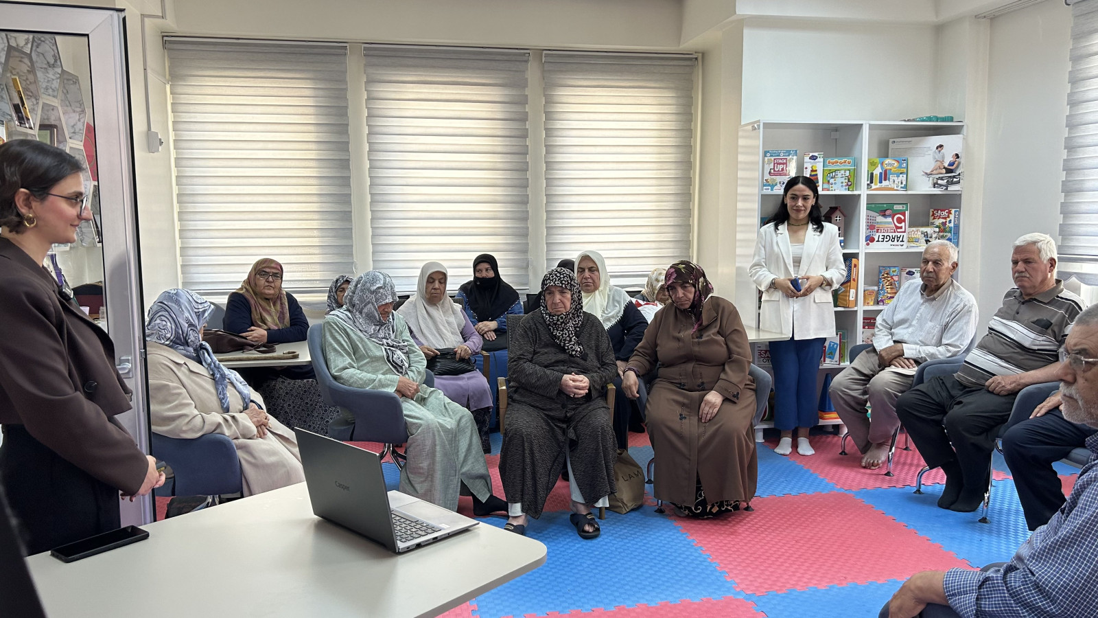 Büyükşehir’den Ulu Çınarların Hayatını Kolaylaştıran Yatırımlar! 1 Yaslilar Haftasi 15