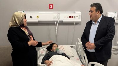 Kahramanmaraş’ın Onikişubat ilçesinde yoğun kokudan etkilenerek hastaneye kaldırılan öğrencileri AK