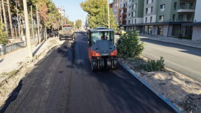 Büyükşehir Belediyesi, Elbistan’da deprem sonrası oluşturulan rezerv alanlara ulaşım sağlayan