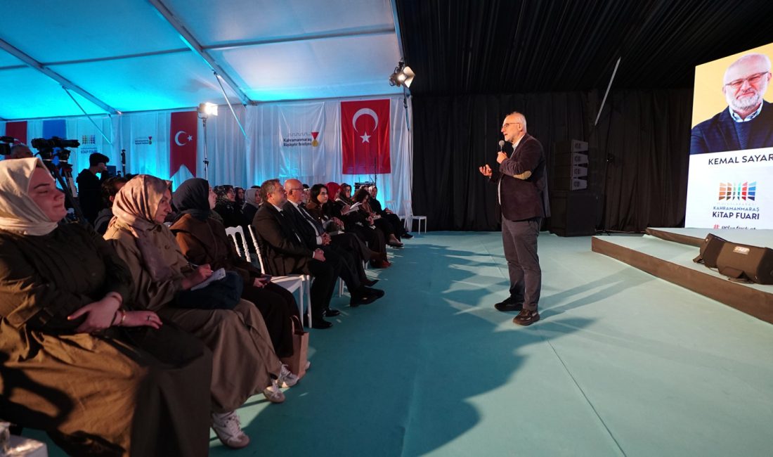 11. Uluslararası Kahramanmaraş Kitap Fuarı’nın ilk gününde yazar Prof. Dr.