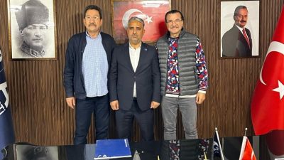 Anahtar Parti, Kahramanmaraş’ın Onikişubat ilçesinde teşkilatlanma çalışmalarını sürdürürken akademi dünyasından