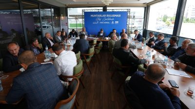 Büyükşehir Belediyesinin ilçelerde düzenlediği Muhtarlarla Buluşma programının yeni durağı Pazarcık