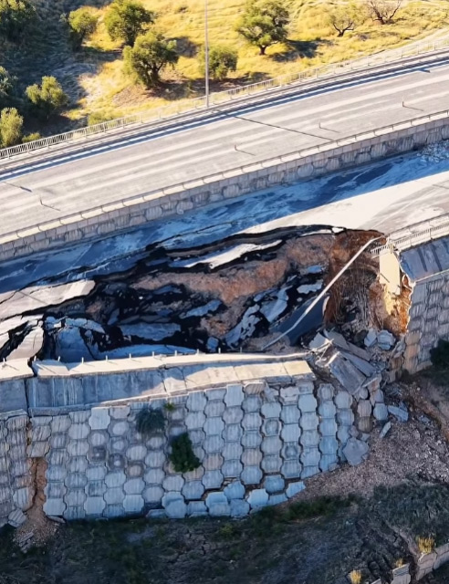 Anahtar Parti’den Sümbüllü Yolu Tepkisi: “Ulaşım Yılı Dediniz, Kahramanmaraşlıya Çile Oldu!” 1 plkop
